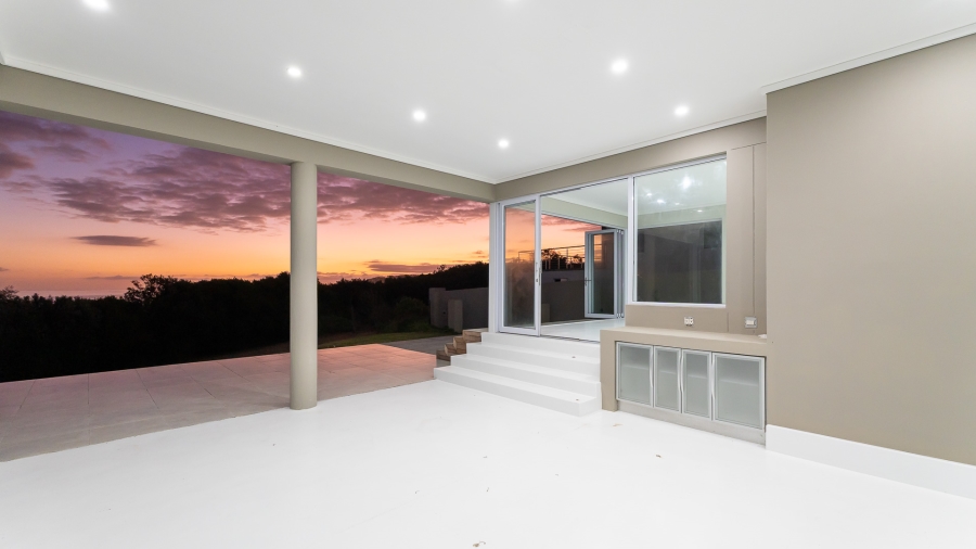 5 Bedroom Property for Sale in Le Grand Golf Estate Western Cape